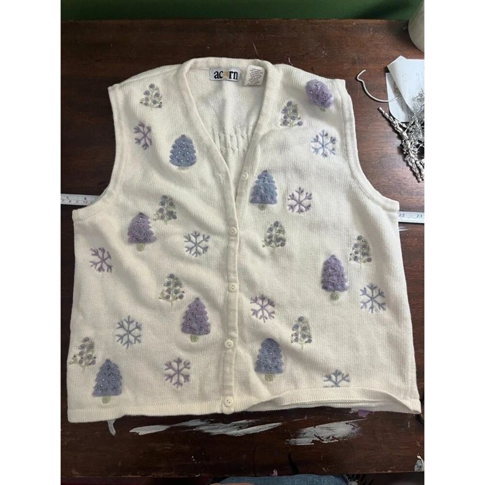 Acorn Vintage Embroidered Sweater Vest Size M